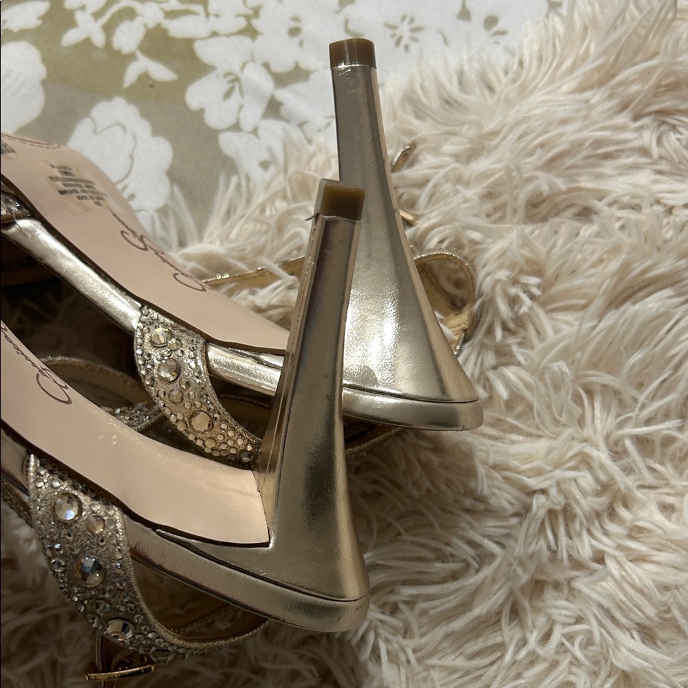 Jessica Simpson Glittering Gold Heels - Picture 7 of 9